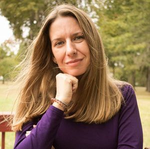 Meet your Posher, Julie